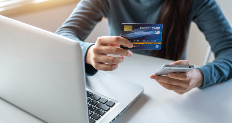 Tarjetas de Crédito vs. Tarjetas de Débito ¿Cuál es mejor para ti Tarjetas de Crédito vs. Tarjetas de Débito ¿Cuál es mejor para ti
